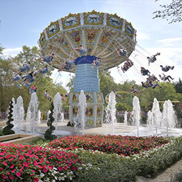 Les chaises volantes au parc d'attraction Le PAL